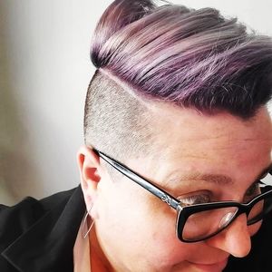 Meet your Posher, Leanne